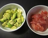 マグロとアボガドの胡麻油入りだれの丼作り方1写真