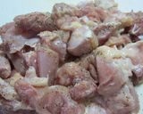 鶏もも肉とタケノコの豆板醤マヨ炒め✩作り方1写真