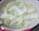 ささみとキャベツの胡麻和え（油揚げ添）作り方1写真