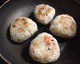 焼き炊き込み おにぎりチーズin作り方2写真