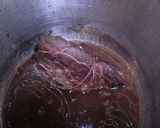 おせちリメイク♡豚肉の赤ワイン醤油煮作り方3写真