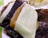 我が家の定番☆焦がし醤油のチーズもち作り方4写真