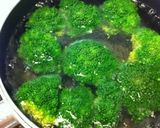 ブロッコリーのトマトホットミルク煮作り方1写真