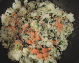 ○。さけとネギとわかめのチャーハン。○作り方4写真