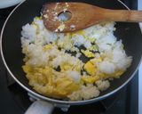 お茶漬けの素でサラサラ♪チャーハン茶漬け作り方3写真