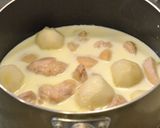 *鶏肉と里芋の和風ホットミルク煮*作り方7写真