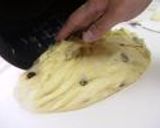 炊飯器で作る☆ふわふわレーズンパン作り方13写真
