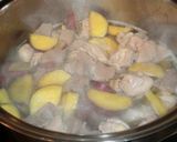 *鶏肉とさつまいものピリ辛甘味噌煮込み*作り方4写真