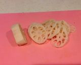 レンジで簡単！蓮根チップスのサラダ作り方1写真