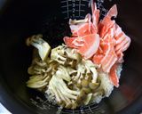 豚肉ひじきしめじも入った炊き込みごはん♪作り方5写真