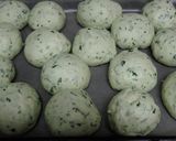 ＊＊セロリと菜っ葉の香草パン＊＊作り方4写真