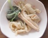牛もつと煮込みうどんの、ほかほか鍋♪作り方5写真