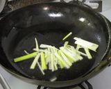 セロリと厚揚げの炒め物作り方4写真