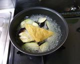 簡単☆なすと油揚げの黒すりごま入り味噌汁作り方4写真