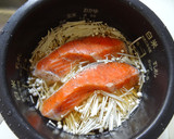 鮭とえのきの炊き込みご飯作り方3写真