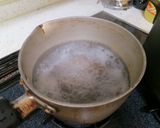 バイ貝 (磯つぶ) のワイン煮込み作り方3写真