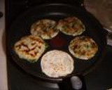 餃子の皮を使った豆腐のお焼き作り方3写真