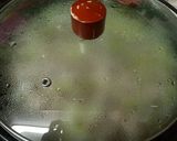 ウェイパーで☆豚肉、白菜の食べるスープ作り方3写真