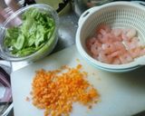 レタスでシャキうま！エビピラフ作り方1写真