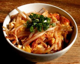 エビチリ風！もやしだけの簡単丼作り方4写真