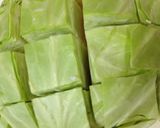 簡単味付!茹でキャベツと豚肉のおかか和え作り方1写真