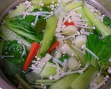 たっぷり野菜のエスニック風ワンタンスープ作り方5写真
