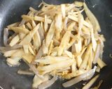 ごぼうとこんにゃくの甘辛生姜炒め作り方5写真