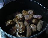 塩麹で旨味アップ！　牛スネの和風煮込み作り方3写真