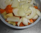 子供も大好きな肉じゃがです～作り方1写真