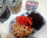 ストウブ鍋で簡単♡チャチャっとひじき煮♬作り方1写真