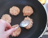 離乳食☆大人も一緒にふわふわ肉だんご。作り方7写真