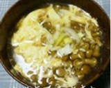 ささっと簡単✿なめことレタスの卵スープ作り方6写真