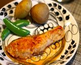 サーモンのムニエル ガーリックバター醤油作り方4写真