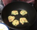 オクラ・人参のカレー味のチヂミ作り方3写真
