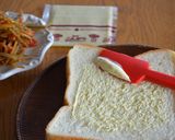 きんぴらごぼうとチーズのトースト♪作り方1写真