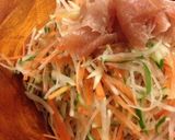 簡単☆生ハムと千切り野菜のサラダ作り方3写真