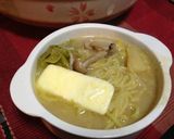 鶏がらと豚肉の味噌バター鍋♪作り方6写真