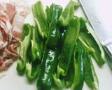 ピーマンと豚バラの生姜味噌炒め作り方2写真