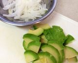 ＊新玉ねぎ＆アボカドのおかかポン酢＊作り方1写真