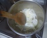 缶詰でつくるインゲンとソーセージの煮込み作り方1写真
