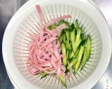 もやし×ハムのやみつき塩麹胡麻ナムル作り方2写真