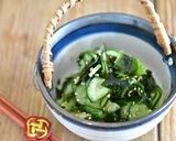家庭料理の定番！きゅうりとわかめの酢の物作り方4写真