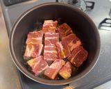 《激うま》赤ワイン無し牛肉のトマト煮込み作り方1写真