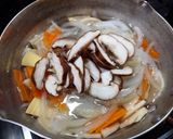 超簡単!タケノコと野菜の春雨スープ!作り方3写真