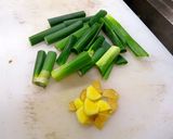 牛すじ肉と根菜の煮込み作り方5写真