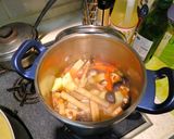 牛すじ肉と根菜の煮込み作り方9写真