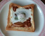 ハヤシをリメイク→目玉焼きのせトースト作り方5写真