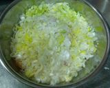 キムチの素で　煮込みねぎバーグ作り方3写真