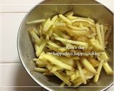 切って煮るだけ！簡単生姜シロップ*作り方1写真
