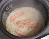 簡単おいしい！カニカマ炊き込みご飯作り方4写真
